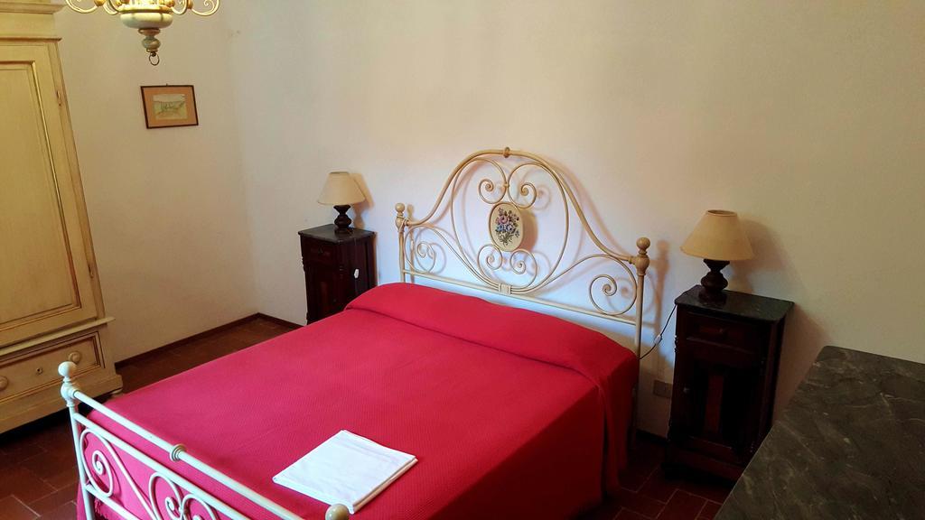 Holiday House Le Selvole Radda in Chianti Ruang foto