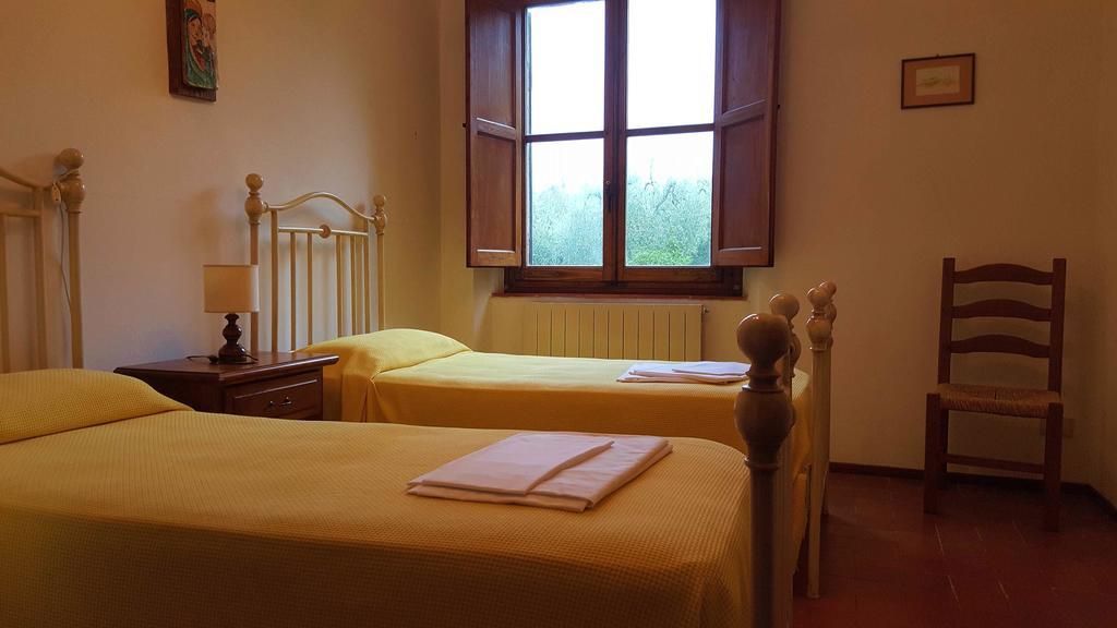 Holiday House Le Selvole Radda in Chianti Ruang foto