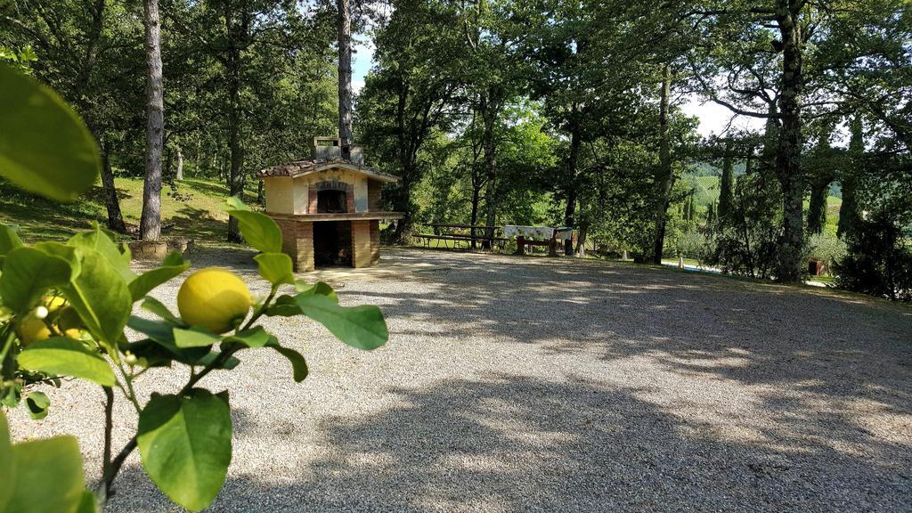 Holiday House Le Selvole Radda in Chianti Bagian luar foto